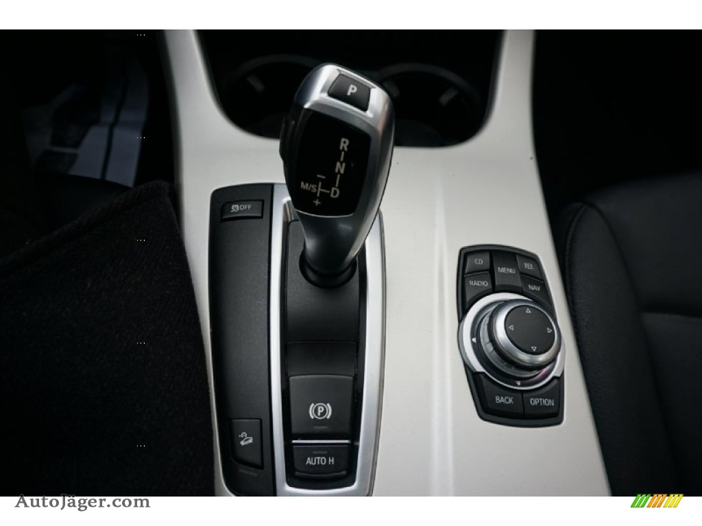2012 X3 xDrive 28i - Alpine White / Black photo #18