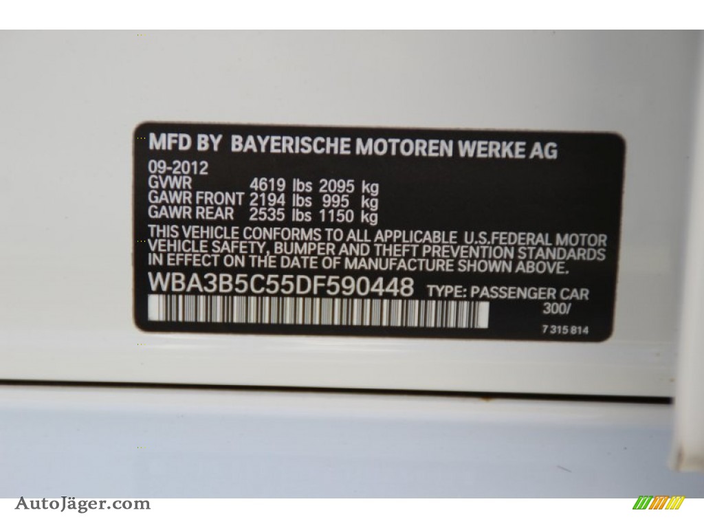 2013 3 Series 328i xDrive Sedan - Alpine White / Black photo #35