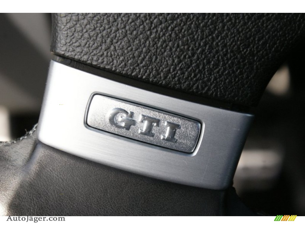 2009 GTI 2 Door - Candy White / Anthracite Black Leather photo #27