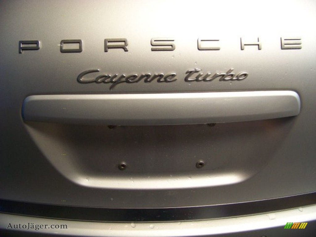 2011 Cayenne Turbo - Classic Silver Metallic / Black photo #11