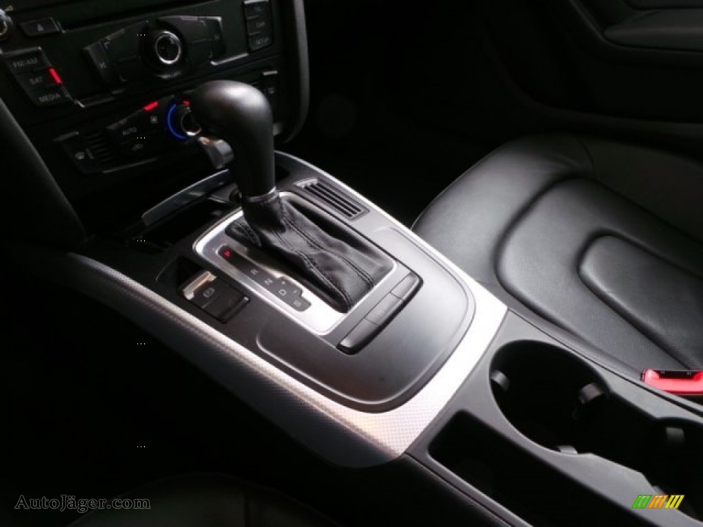 2011 A4 2.0T Sedan - Ibis White / Black photo #17