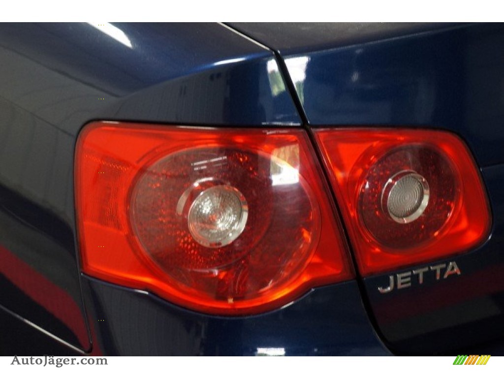 2007 Jetta 2.5 Sedan - Shadow Blue / Anthracite photo #52