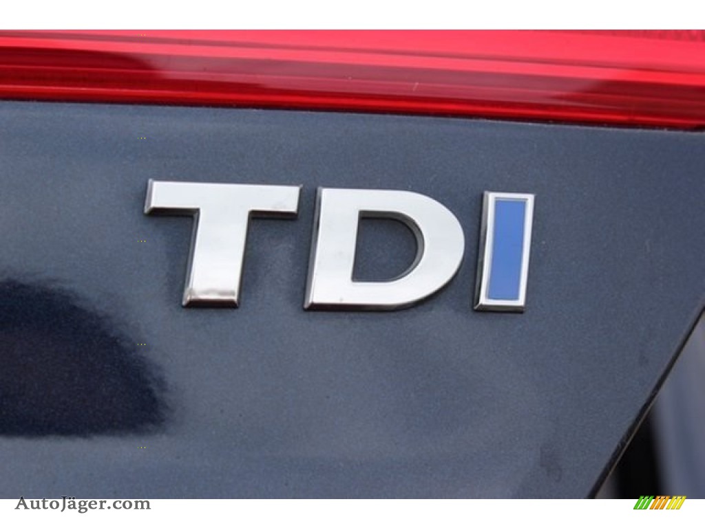 2013 Jetta TDI Sedan - Tempest Blue Metallic / Titan Black photo #16