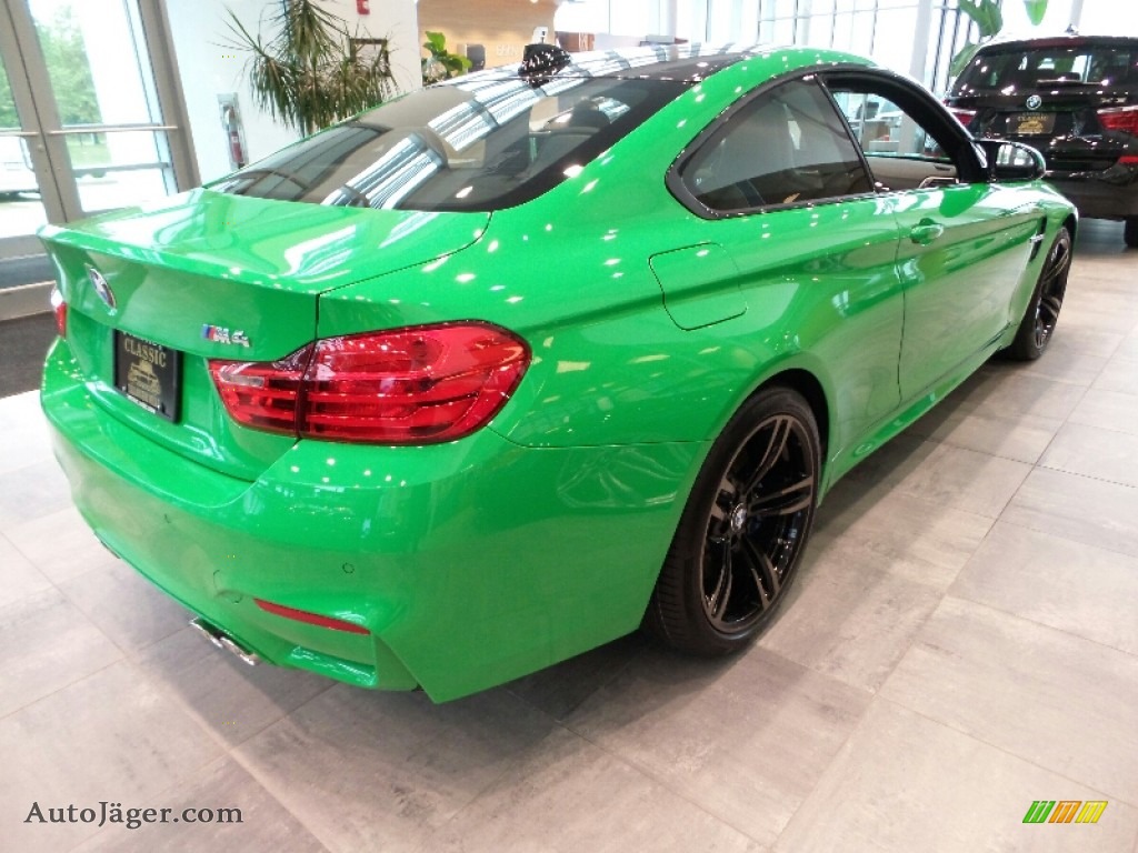 2016 M4 Coupe - BMW Individual Signal Green / Black photo #2