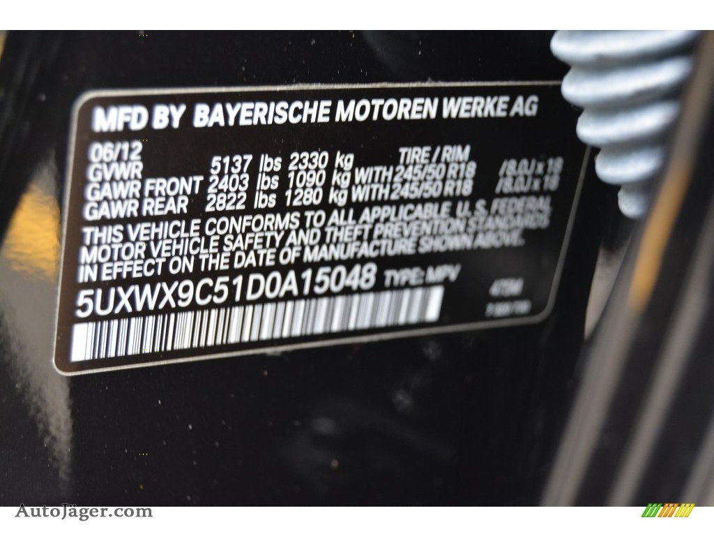 2013 X3 xDrive 28i - Black Sapphire Metallic / Black photo #34