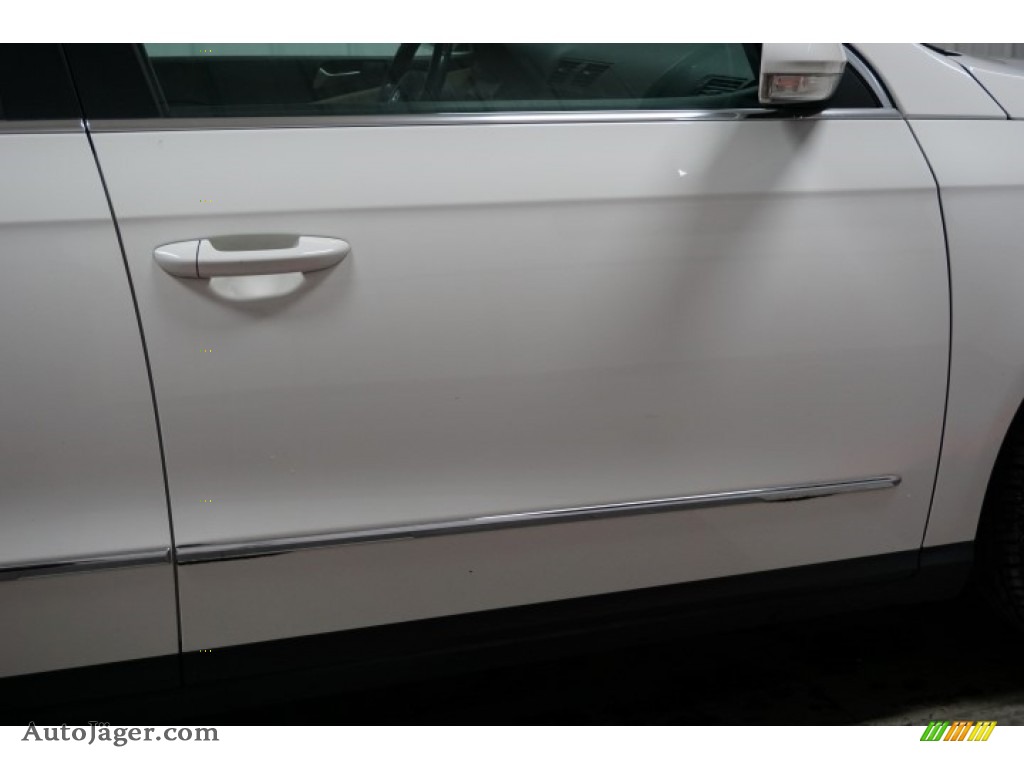 2010 Passat Komfort Sedan - Candy White / Cornsilk Beige photo #61