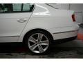 Volkswagen Passat Komfort Sedan Candy White photo #72