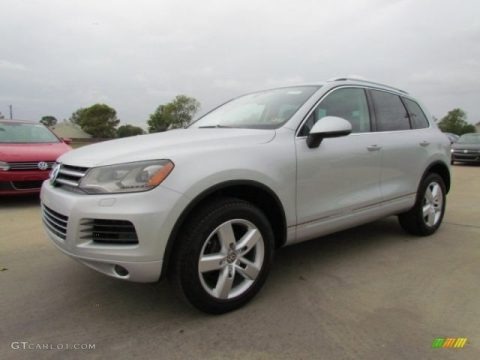 Cool Silver Metallic 2012 Volkswagen Touareg VR6 FSI Lux 4XMotion