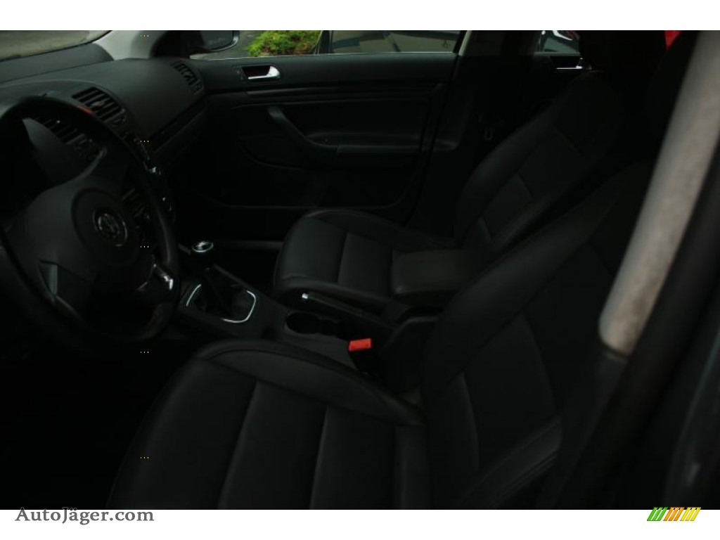 2010 Jetta SE Sedan - Platinum Grey Metallic / Titan Black photo #19