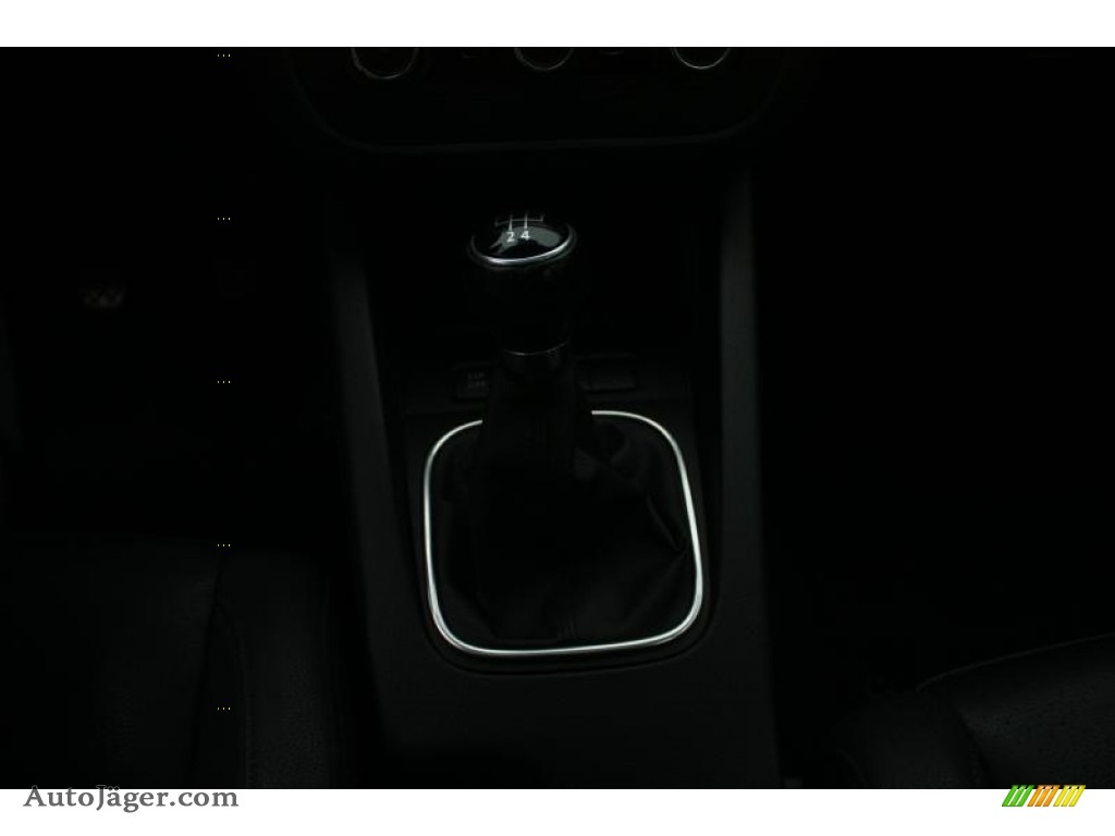 2010 Jetta SE Sedan - Platinum Grey Metallic / Titan Black photo #27