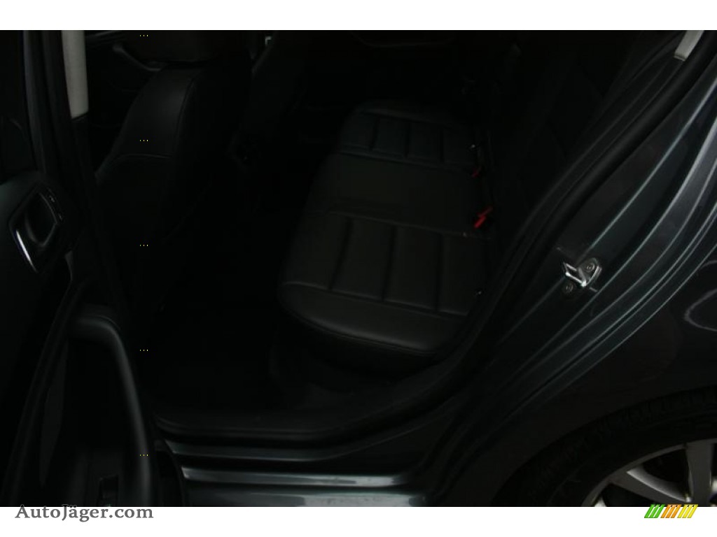 2010 Jetta SE Sedan - Platinum Grey Metallic / Titan Black photo #36