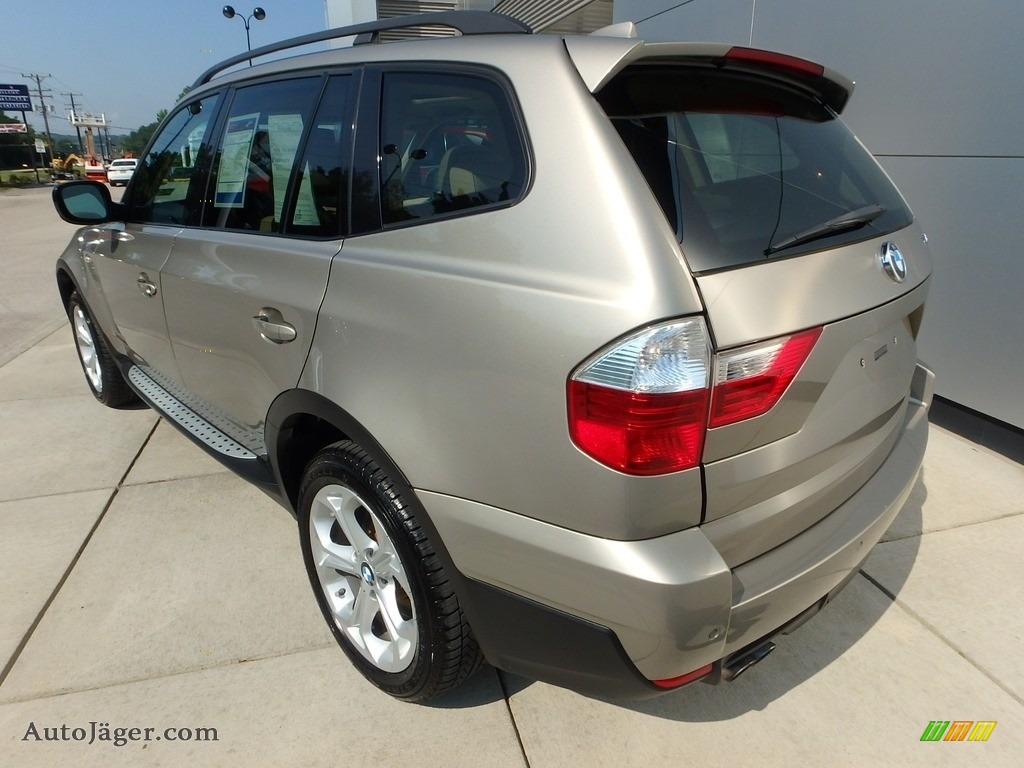 2010 X3 xDrive30i - Platinum Bronze Metallic / Sand Beige photo #3