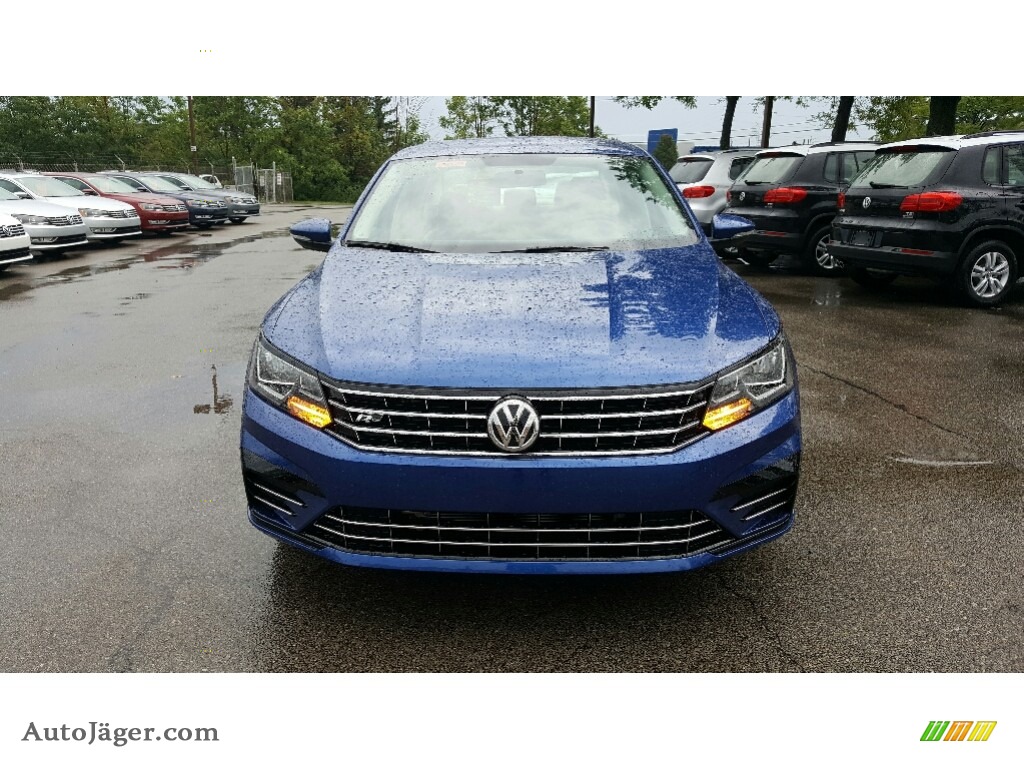 Reef Blue Metallic / Moonrock Gray Volkswagen Passat R-Line Sedan