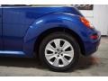 Volkswagen New Beetle S Convertible Laser Blue photo #44