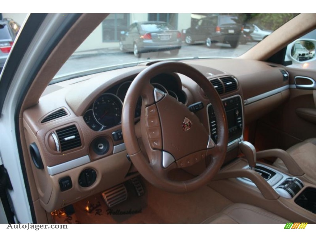 2010 Cayenne GTS - Sand White / Black/Chestnut Brown Natural Leather photo #21