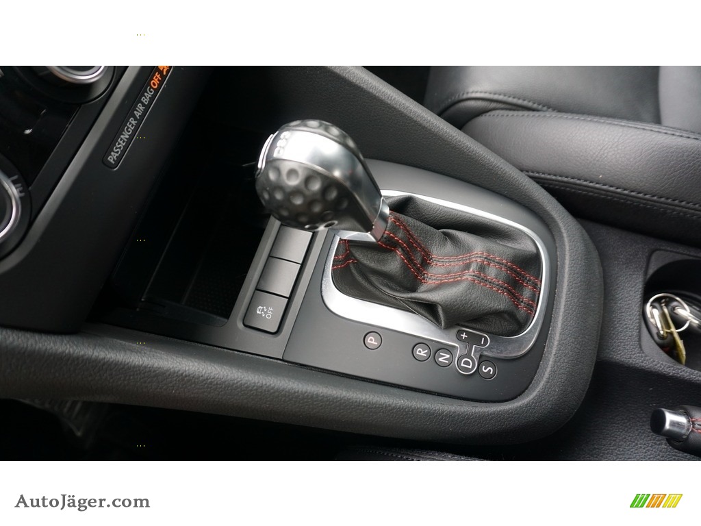2013 GTI 4 Door Autobahn Edition - Deep Black Pearl Metallic / Titan Black photo #24