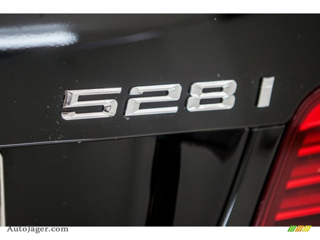 2014 5 Series 528i Sedan - Jet Black / Venetian Beige photo #7