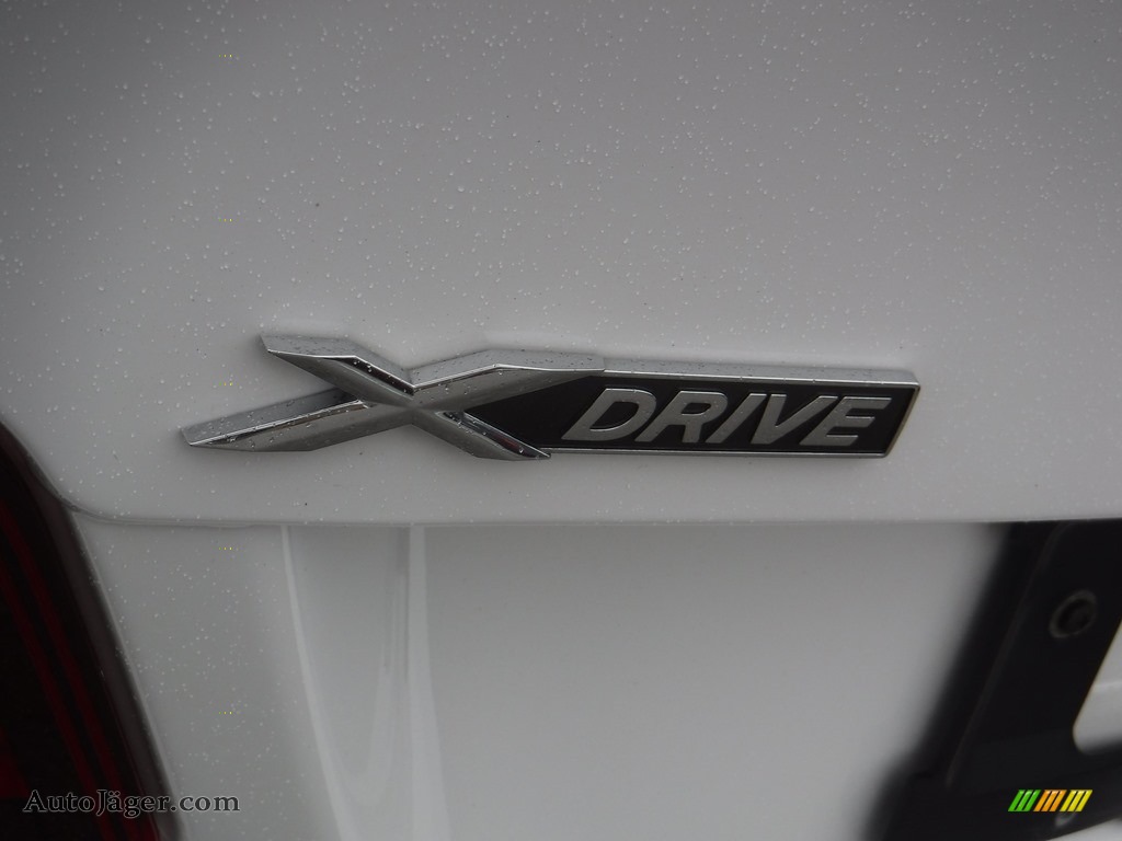 2013 5 Series 528i xDrive Sedan - Alpine White / Venetian Beige photo #14