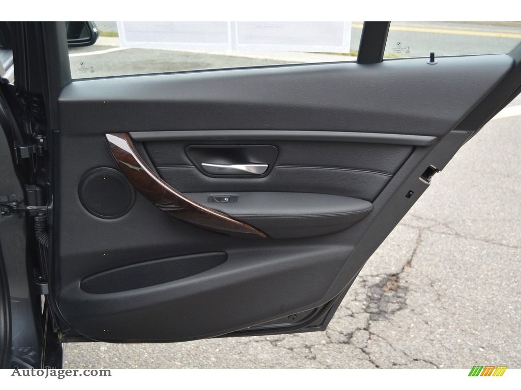 2014 3 Series 320i xDrive Sedan - Mineral Grey Metallic / Black photo #25