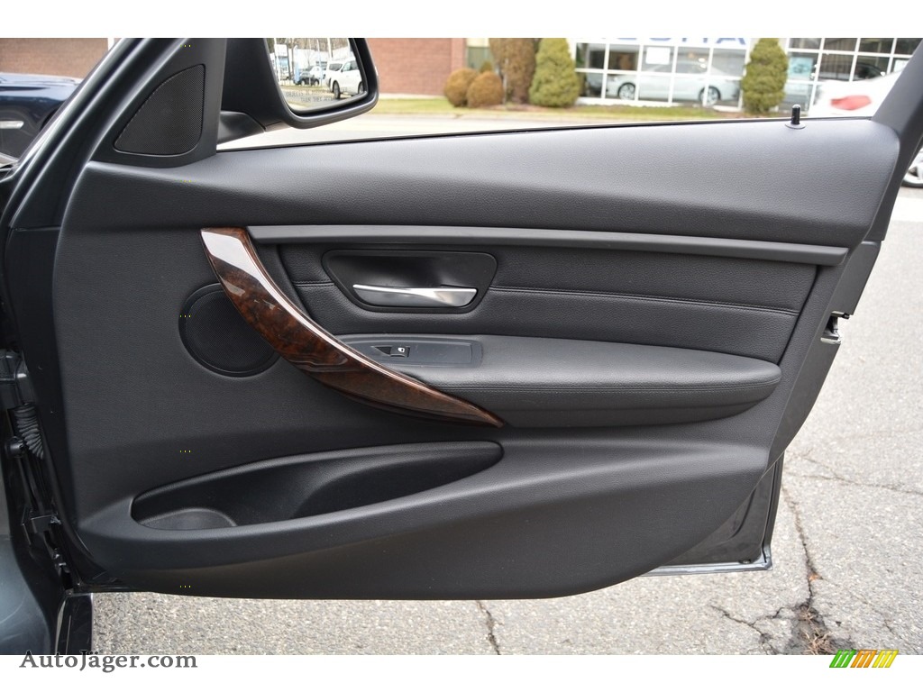 2014 3 Series 320i xDrive Sedan - Mineral Grey Metallic / Black photo #27