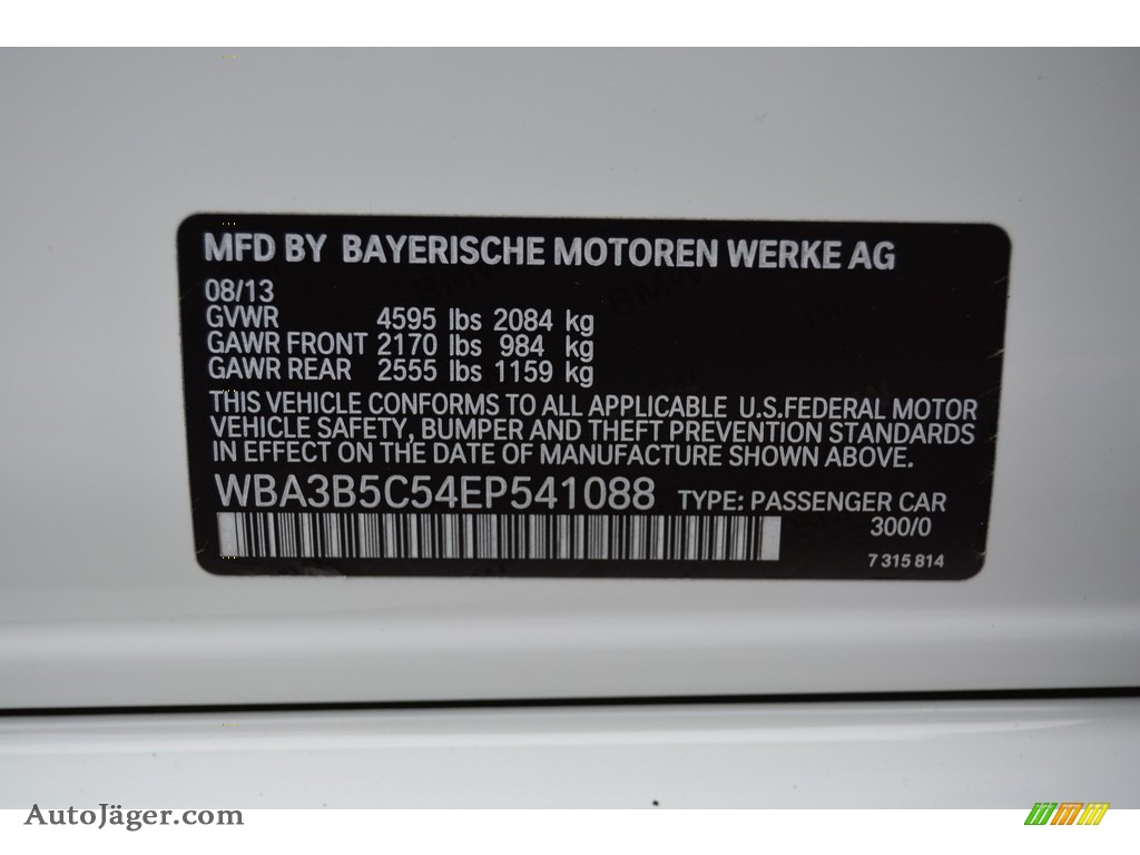 2014 3 Series 328i xDrive Sedan - Alpine White / Black photo #34