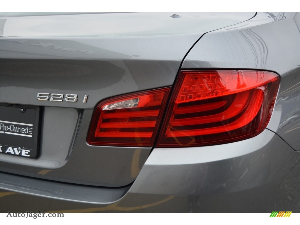 2013 5 Series 528i xDrive Sedan - Space Gray Metallic / Cinnamon Brown photo #22
