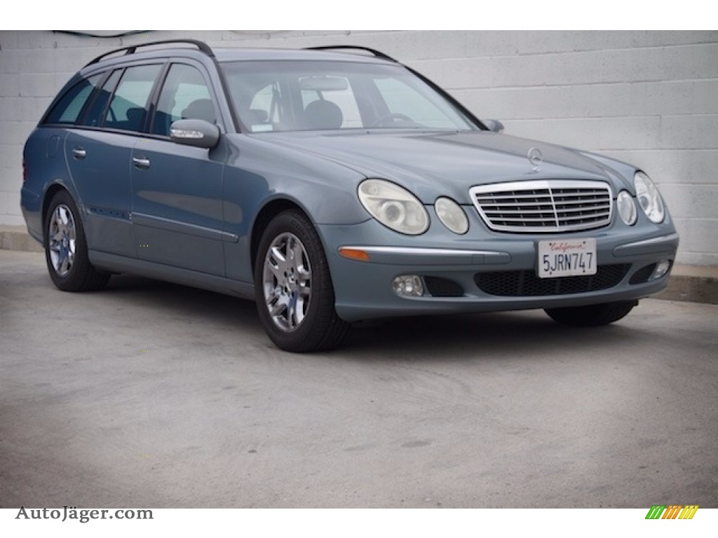 Granite Grey Metallic / Charcoal Mercedes-Benz E 320 Wagon