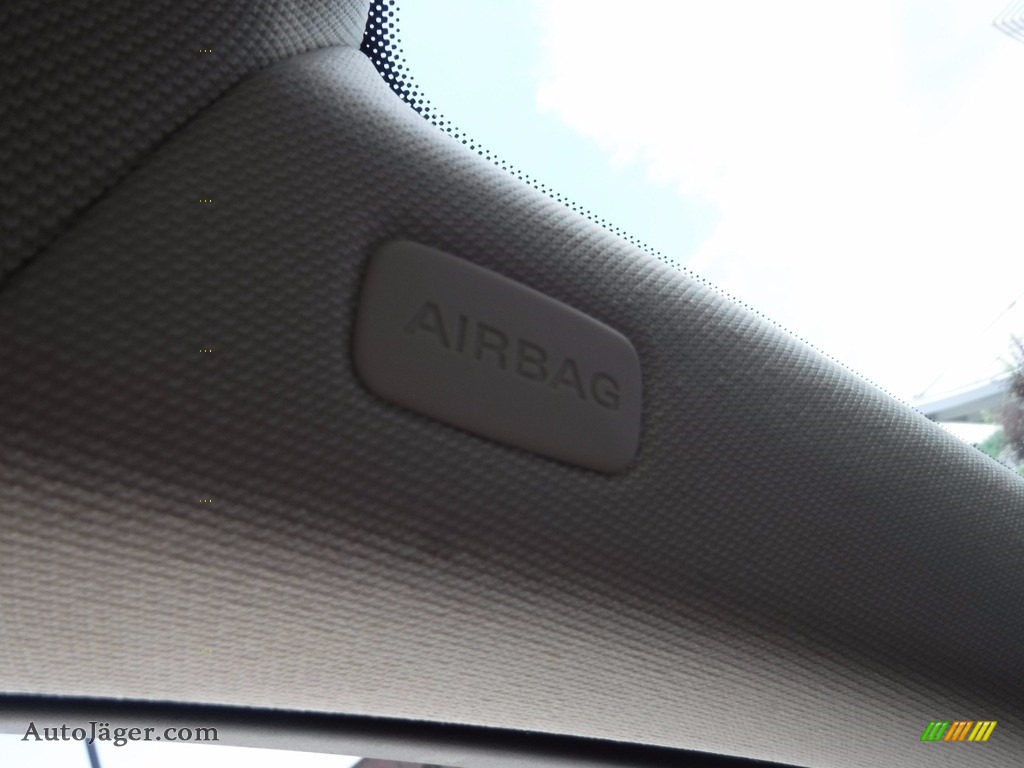 2014 A6 2.0T quattro Sedan - Ibis White / Velvet Beige photo #31