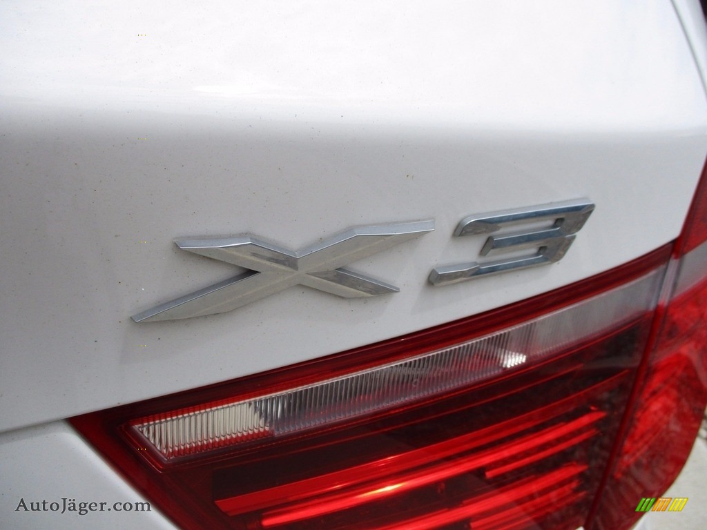 2014 X3 xDrive28i - Alpine White / Sand Beige photo #5