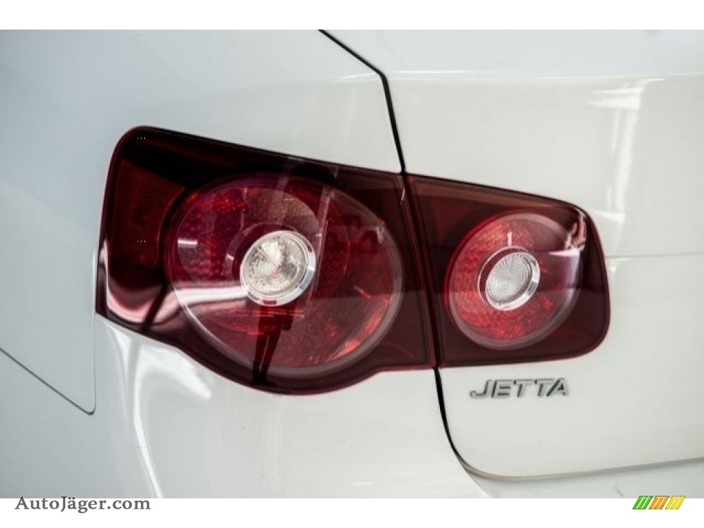 2009 Jetta S Sedan - Candy White / Anthracite photo #7