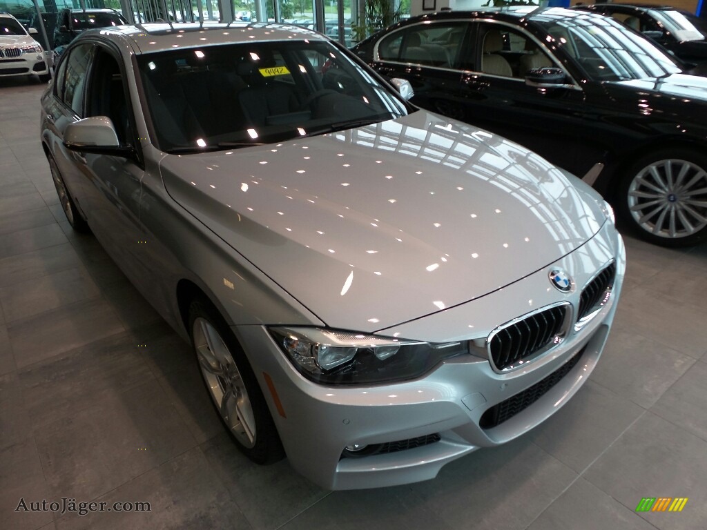 Glacier Silver Metallic / Black BMW 3 Series 330i xDrive Sedan