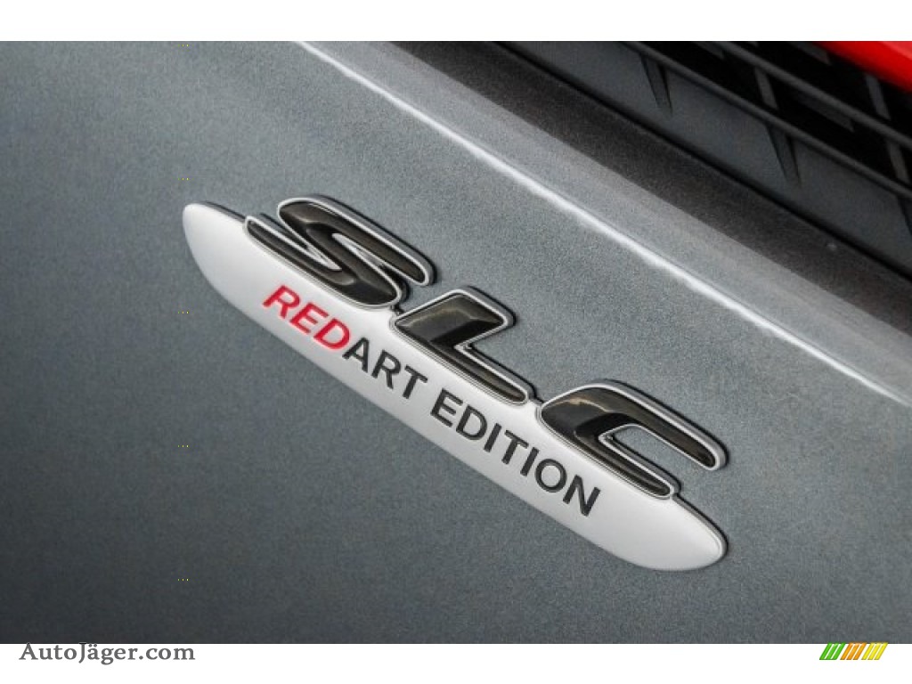 2018 SLC 300 Roadster - Selenite Grey Metallic / Black/Silver Pearl w/Red Piping photo #10