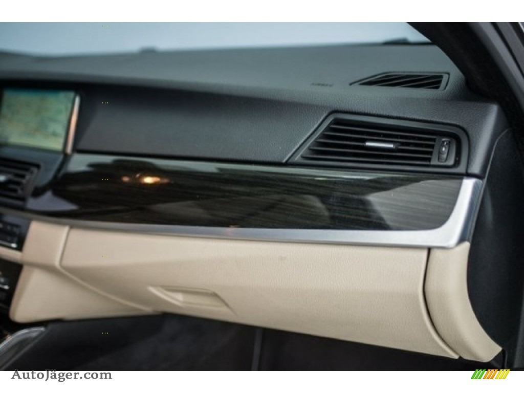 2014 5 Series 535i Sedan - Dark Graphite Metallic / Ivory White/Black photo #24