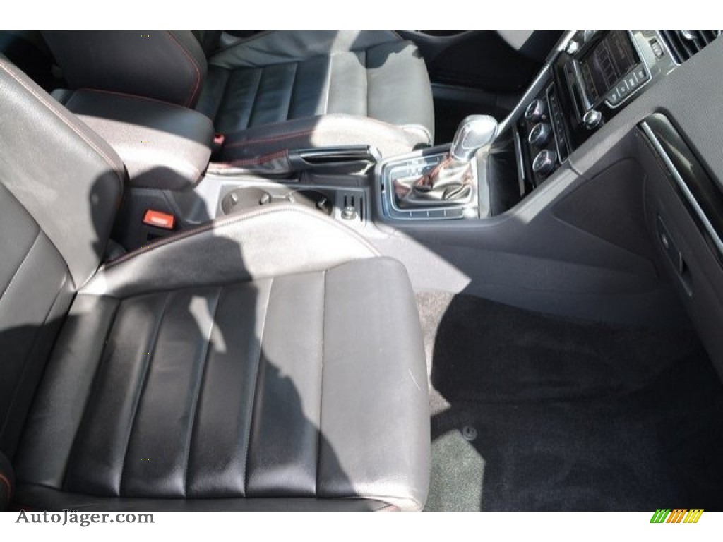 2015 Golf GTI 4-Door 2.0T SE - Pure White / Titan Black Leather photo #18