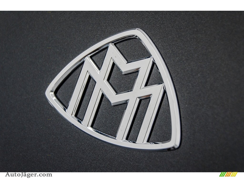 2018 S Maybach S 560 4Matic - Magnetite Black Metallic / Porcelain/Black photo #18