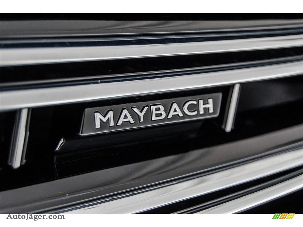 2018 S Maybach S 560 4Matic - Magnetite Black Metallic / Porcelain/Black photo #35