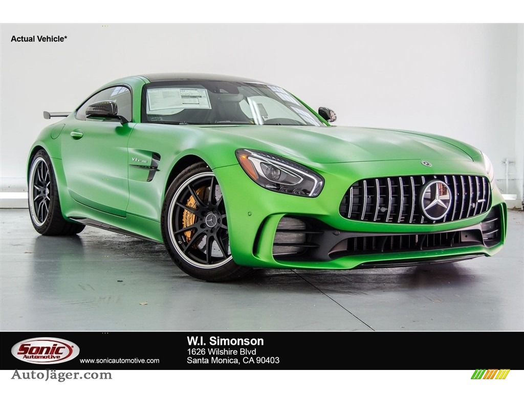 AMG Green Hell Magno / Black w/Dinamica Mercedes-Benz AMG GT R Coupe