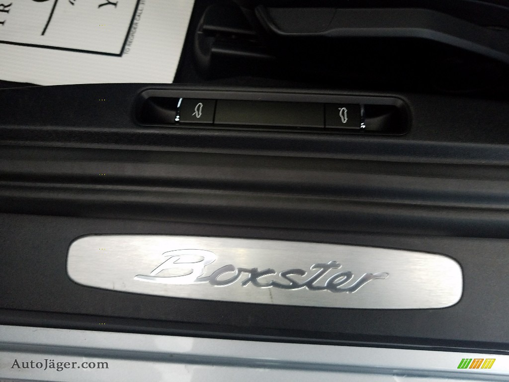 2015 Boxster  - GT Silver Metallic / Black photo #14