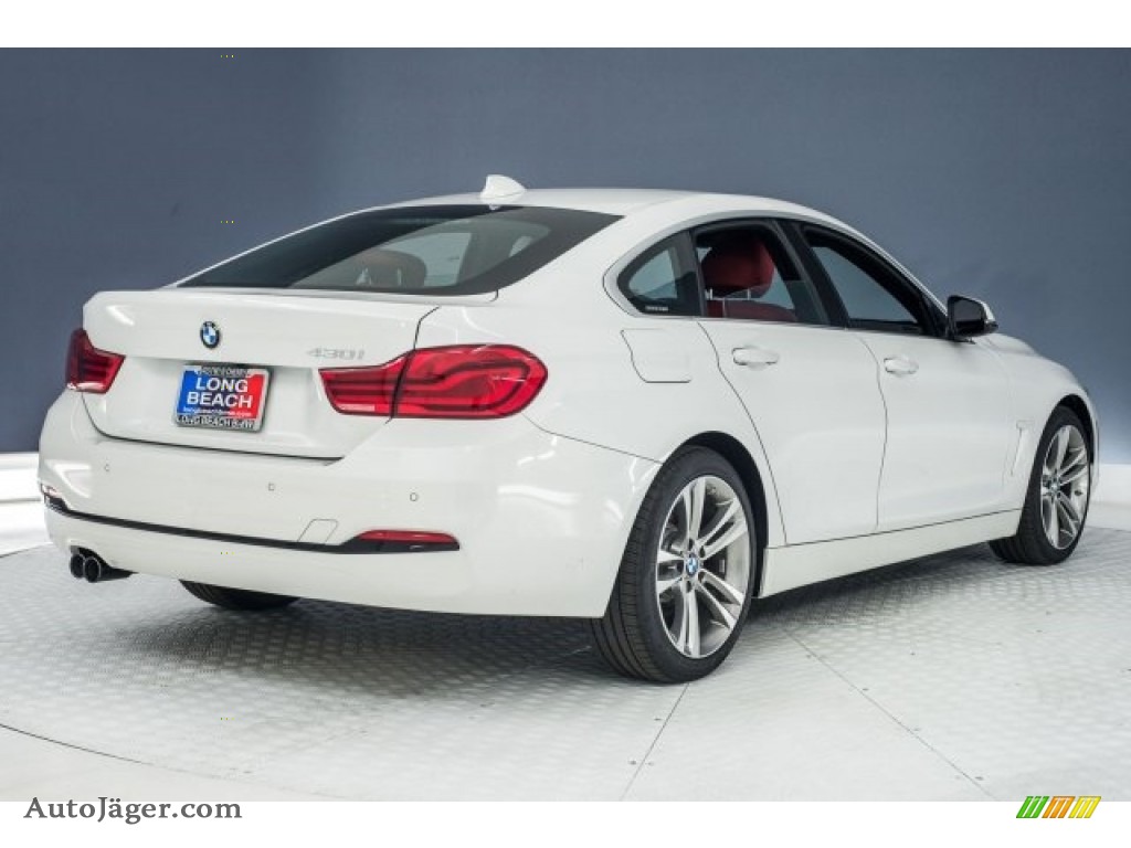 2018 4 Series 430i Gran Coupe - Mineral White Metallic / Coral Red photo #30