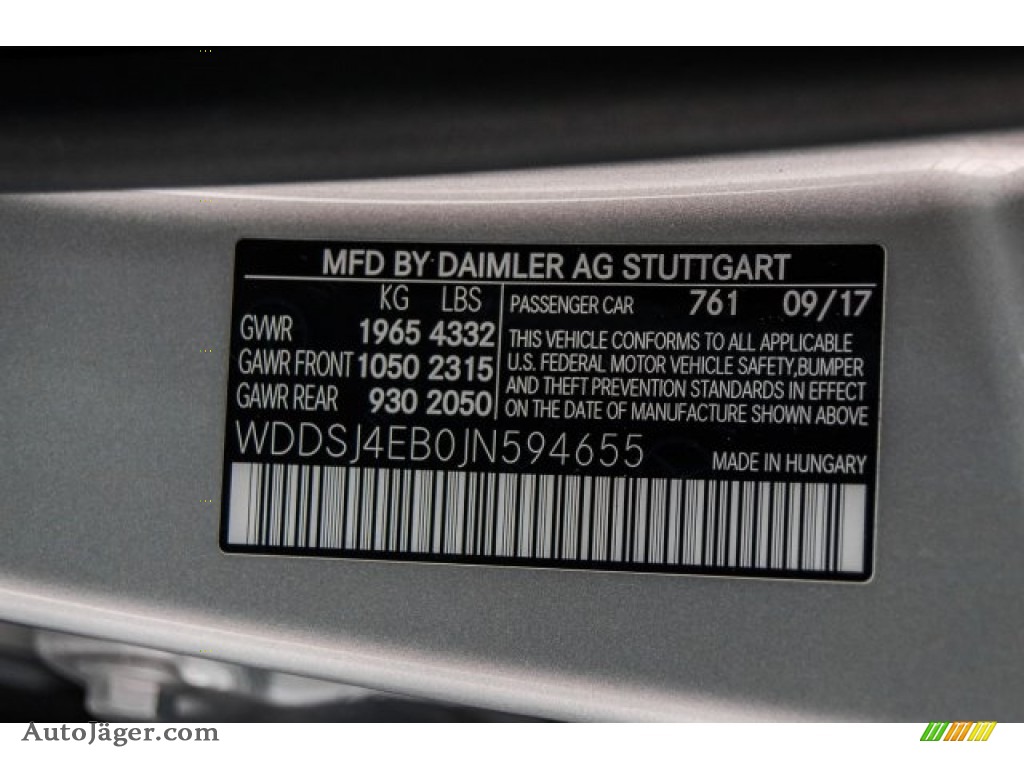 2018 CLA 250 Coupe - Polar Silver Metallic / Black photo #10