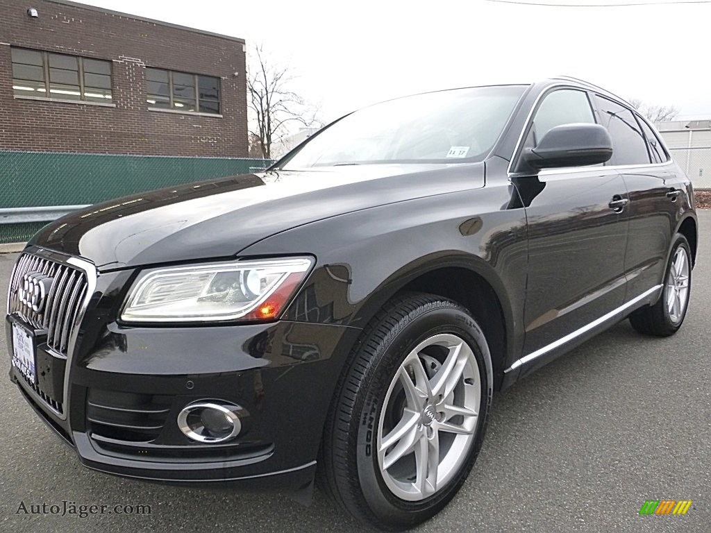 Brilliant Black / Black Audi Q5 2.0 TFSI quattro