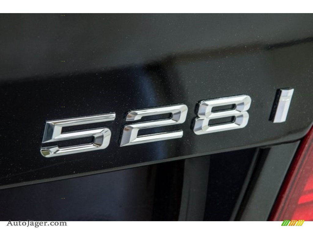 2015 5 Series 528i Sedan - Jet Black / Black photo #6