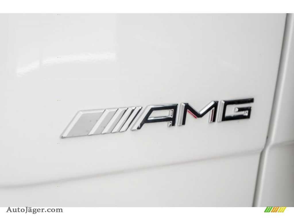 2017 G 63 AMG - Polar White / designo Black photo #38