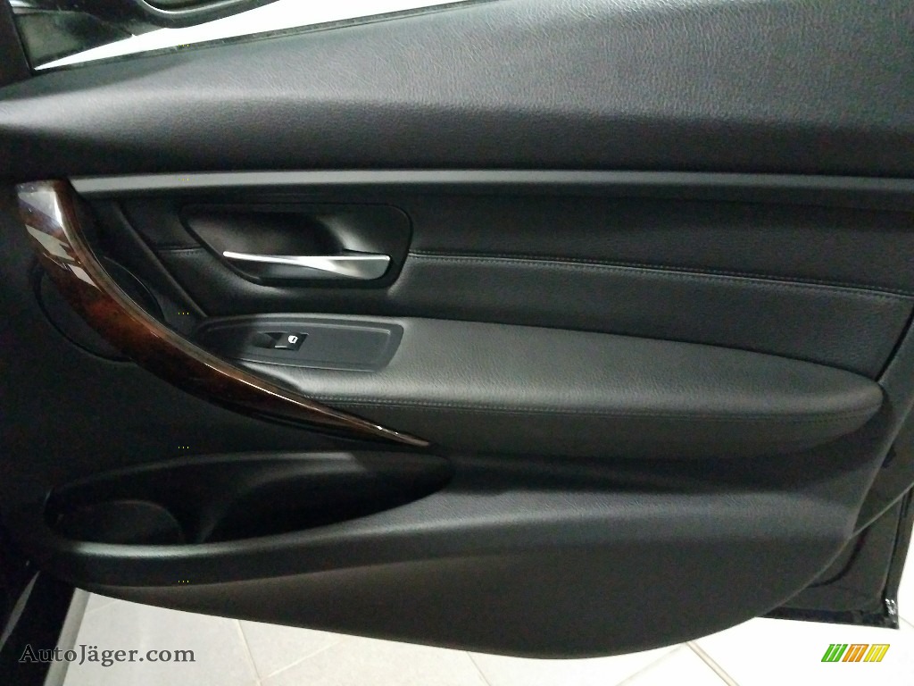 2014 3 Series 328i xDrive Sedan - Black Sapphire Metallic / Black photo #25