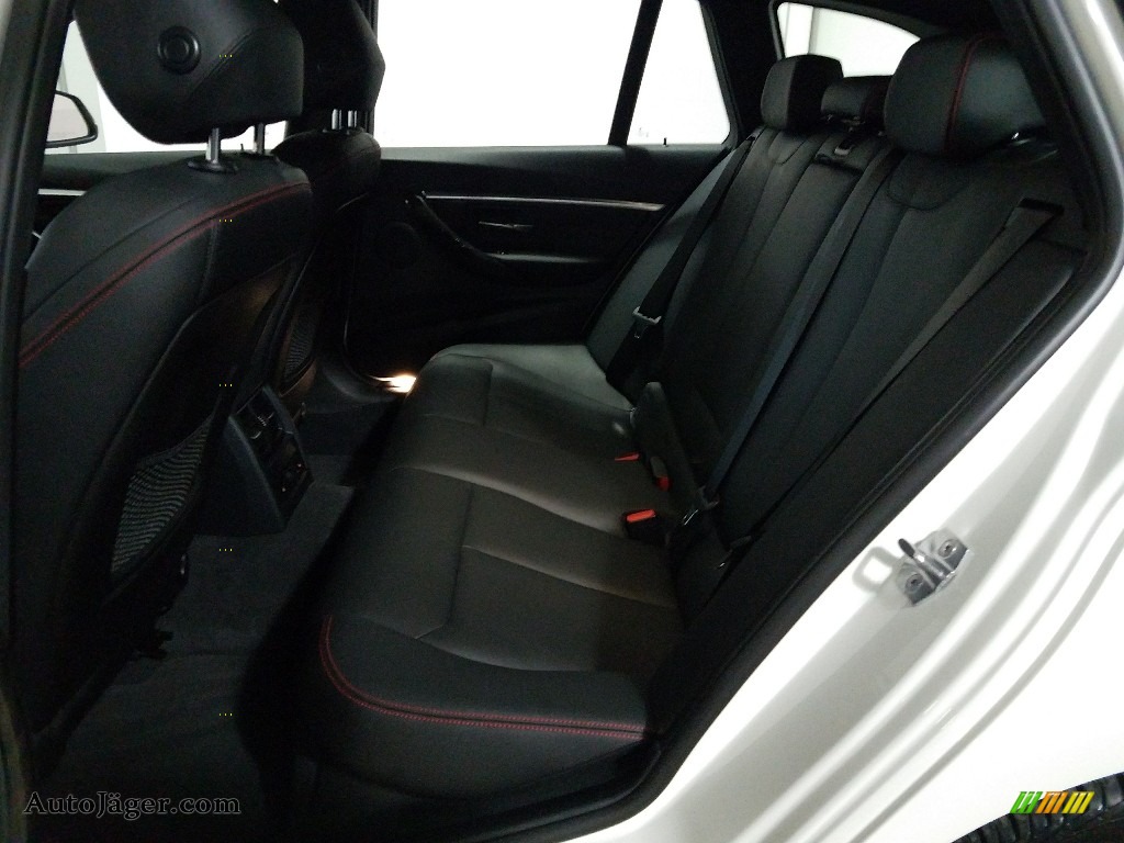 2017 3 Series 330i xDrive Sports Wagon - Alpine White / Black photo #10