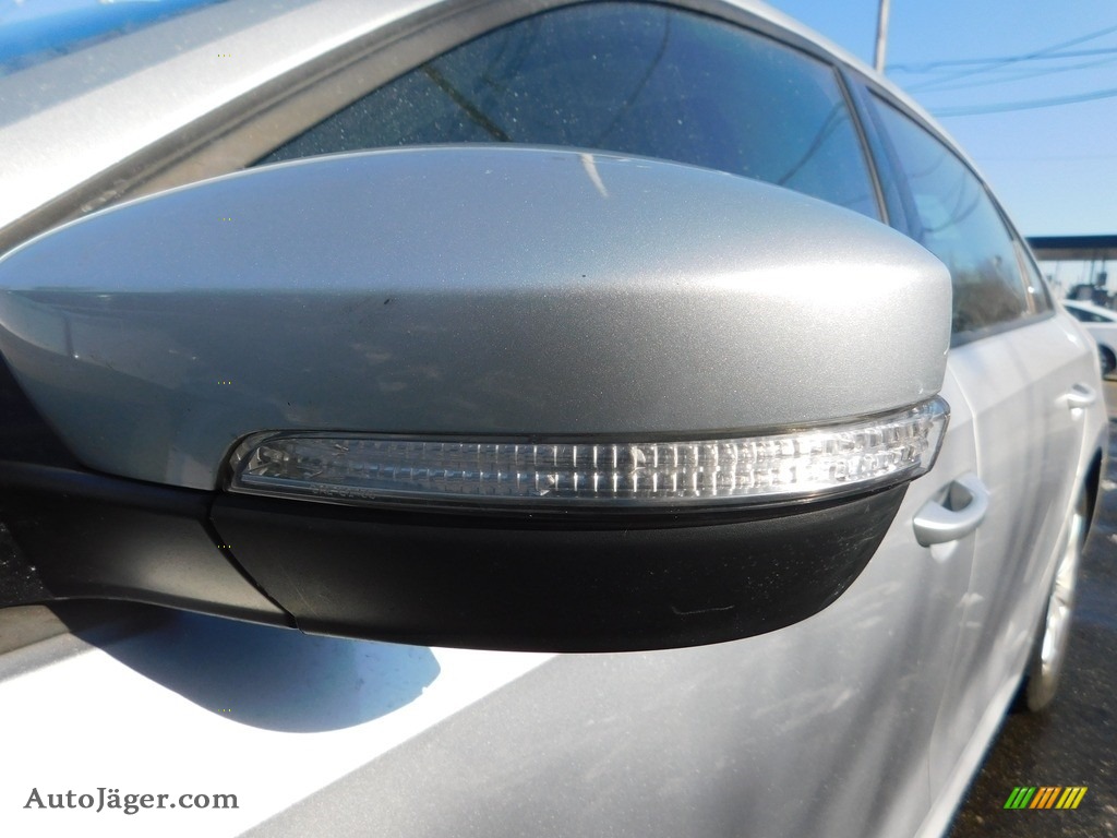2015 Passat Wolfsburg Edition Sedan - Reflex Silver Metallic / Titan Black photo #8