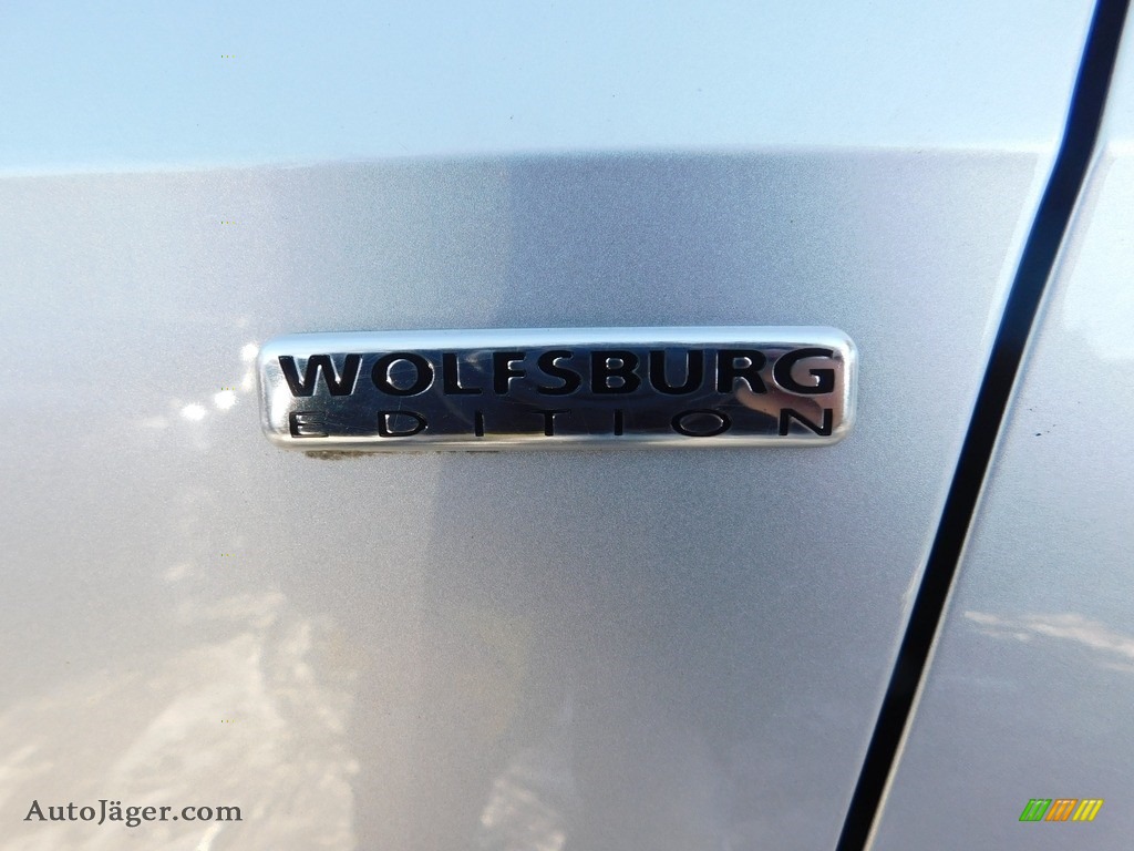 2015 Passat Wolfsburg Edition Sedan - Reflex Silver Metallic / Titan Black photo #42