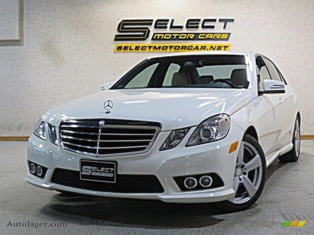 Arctic White / Almond Beige Mercedes-Benz E 350 4Matic Sedan