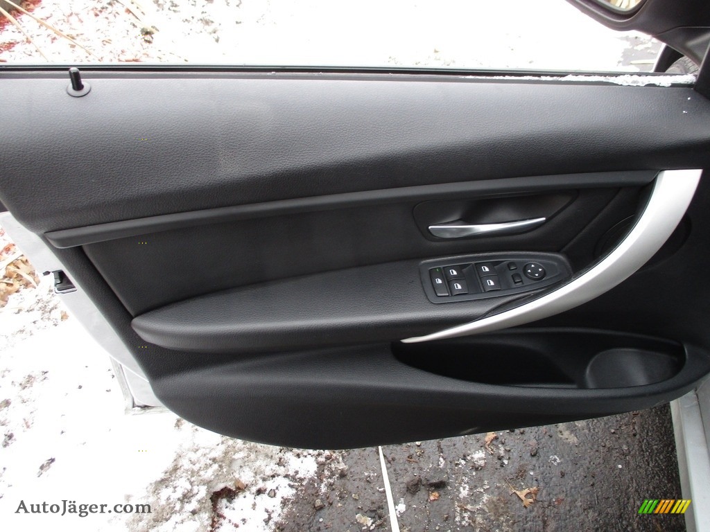 2013 3 Series 328i xDrive Sedan - Glacier Silver Metallic / Black photo #10
