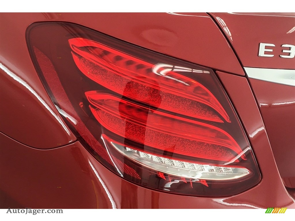 2017 E 300 Sedan - designo  Cardinal Red Metallic / Macchiato Beige/Espresso photo #26